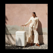 Kép Sada cestovních kufrů SUITSUIT® Fusion White Swan - bílá